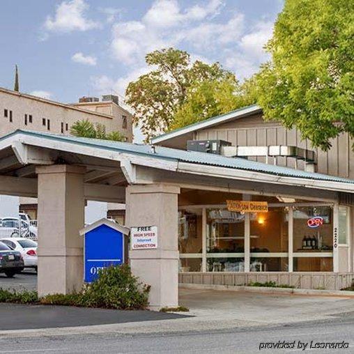 Red Roof Inn Redding Kültér fotó